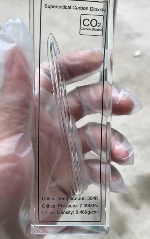 Supercritical CO2 Fluid Glass-sealed Carbon Dioxide
