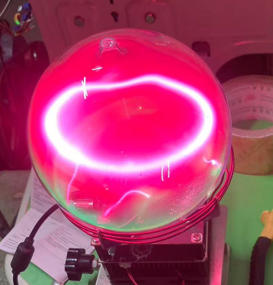 9cm/13cm xenon glass sphere with added metal salts